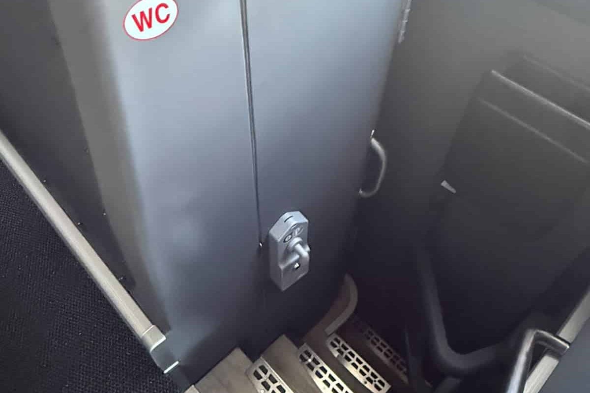 Volvo Irizar vip coach interiors Volvo Irizar vip coach interiors with wc